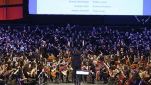 Más de 1.200 niños y niñas participan en un espectáculo cultural musical - beon. Worldwide 12