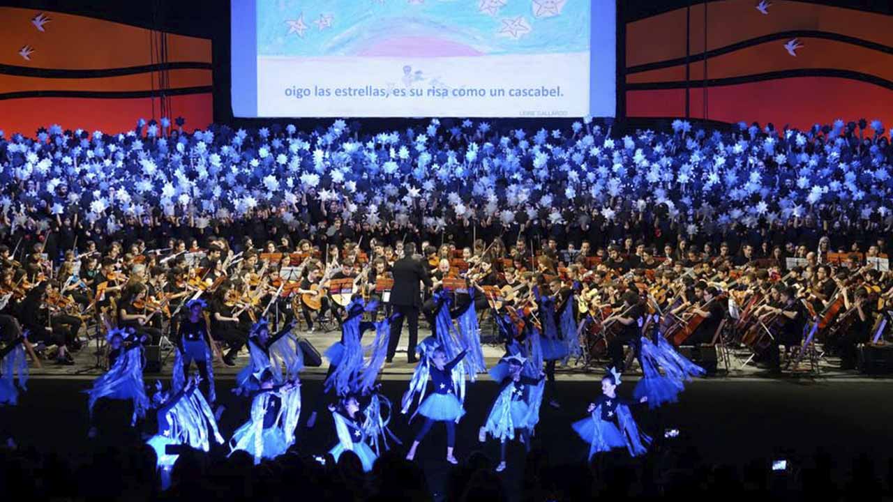 Más de 1.200 niños y niñas participan en un espectáculo cultural musical - beon. Worldwide 11